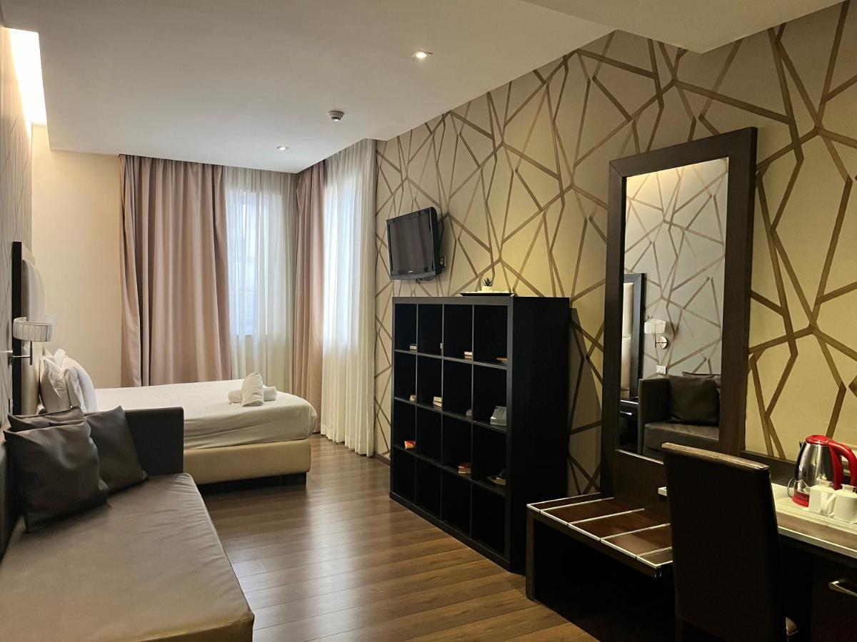 Catone District Hotel Rome Exterior photo