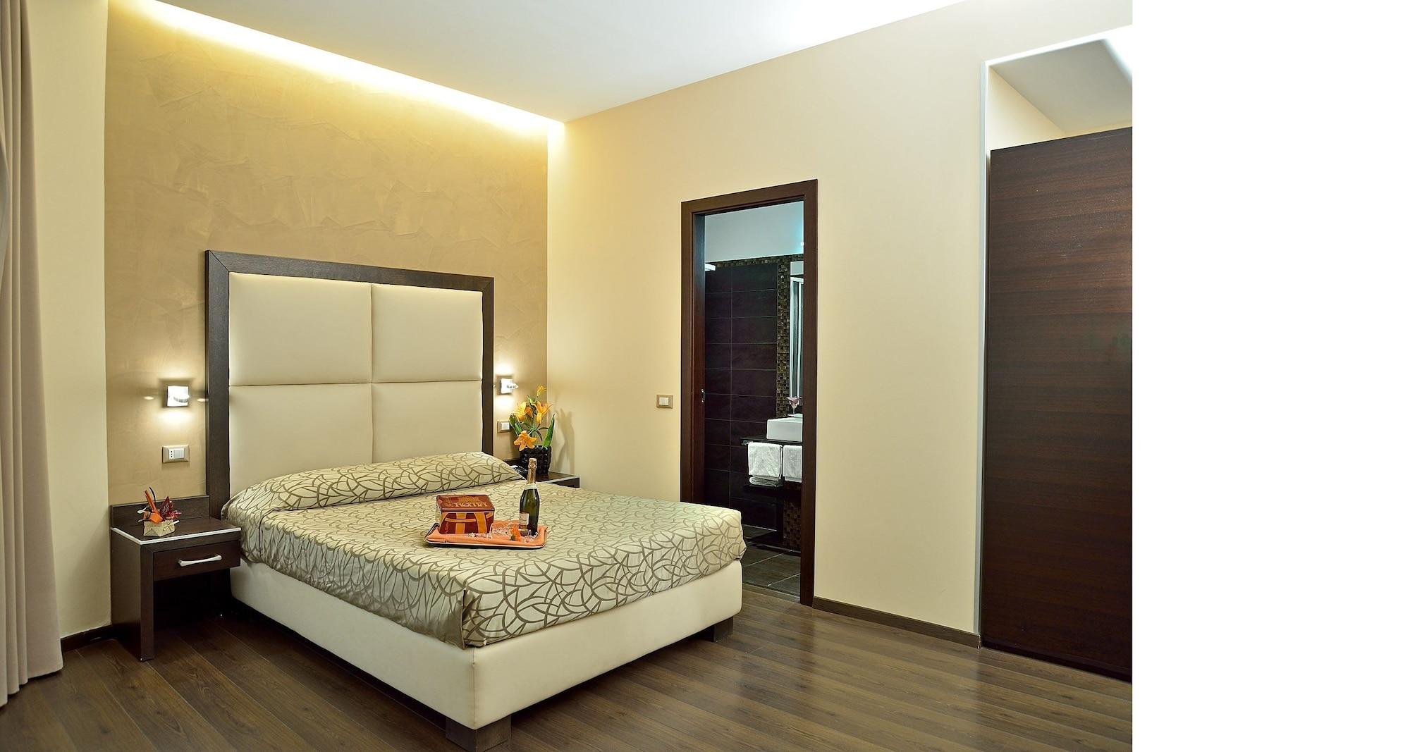 Catone District Hotel Rome Exterior photo